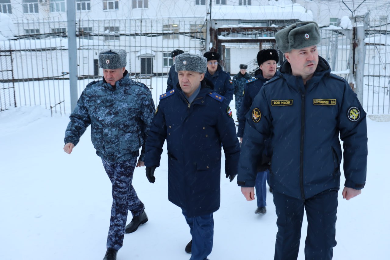 Прокурор Пермского края Павел Бухтояров совместно с начальником ГУФСИН России по Пермскому края Леонидом Мустайкиным провел проверку в ФКУ ИК-29 ГУФСИН России по Пермскому краю