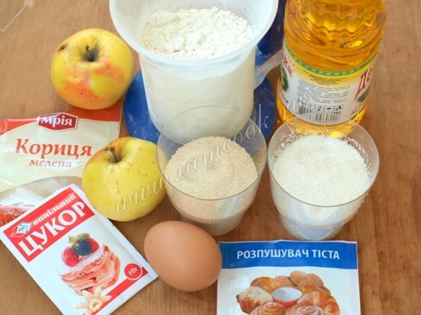 Пирог с яблоками и корицей: быстрое угощение, которое создаст атмосферу осени