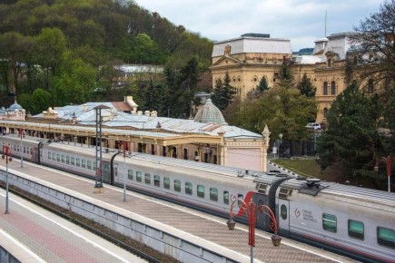 16 поездов в сообщении с Крымом задерживаются в пути из-за перекрытия Крымского моста