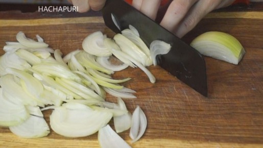 Необычный луковый пирог: простой и вкусный рецепт