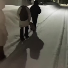 Дети вынуждены проходить 8 километров ежедневно, чтобы добраться до школы