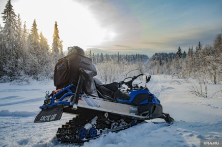 Пять человек на снегоходах пропали в Пермском крае