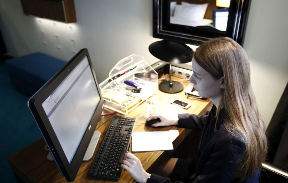 ����� ������� �������� �������� ������� � ���� � ������