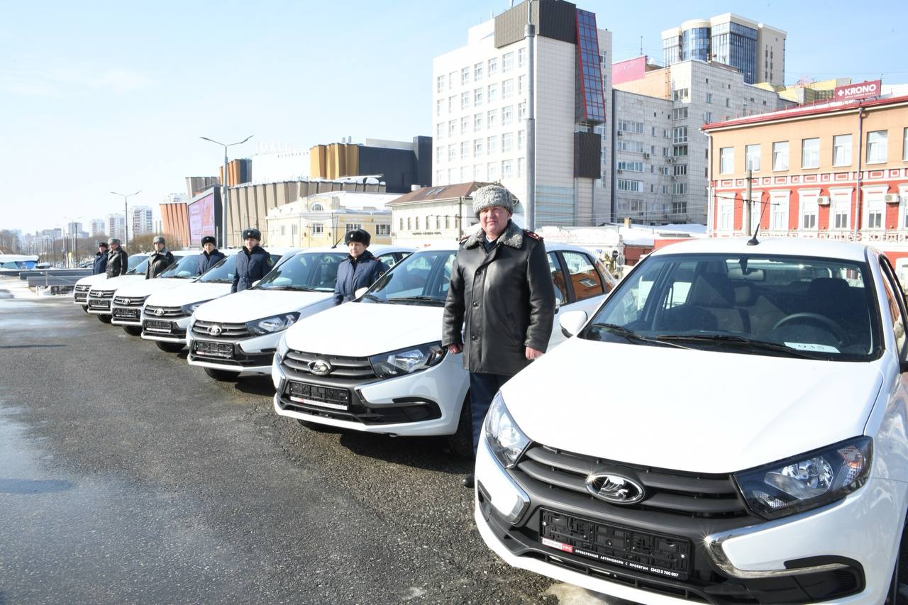 В День работника уголовно-исполнительной системы Российской Федерации автопарк ГУФСИН России по Пермскому краю пополнился 13 новыми служебными автомобилями