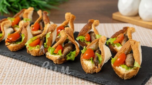 Необычная закуска со шпротами, которая удивит ваших гостей