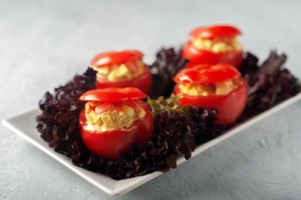 Фантазия на формировании: фаршированные помидоры черри