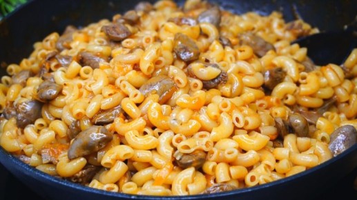 Макароны с куриными сердечками: простой и сытный рецепт для будничного ужина