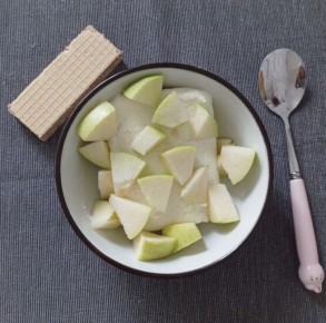 Как ночные привычки мешают вашему сну: что стоит исключить из ужина