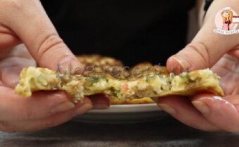 Оладьи-бургер: новый взгляд на сытный завтрак