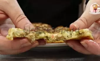 Оладьи-бургер: новый взгляд на сытный завтрак