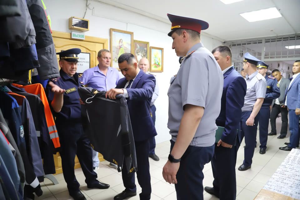 Делегация ГСИН при Кабинете Министров Киргизской Республики с рабочим визитом посетила ГУФСИН России по Пермскому краю Делегация ГСИН при Кабинете Министров Киргизской Республики с рабочим визитом посетила ГУФСИН России по Пермскому краю