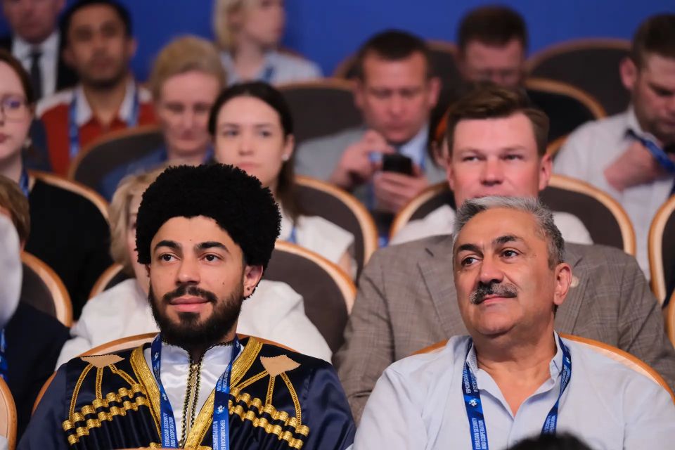 Дмитрий Махонин: Гордимся, что Пермь традиционно становится площадкой для обсуждения важных международных вопросов Дмитрий Махонин: Гордимся, что Пермь традиционно становится площадкой для обсуждения важных международных вопросов