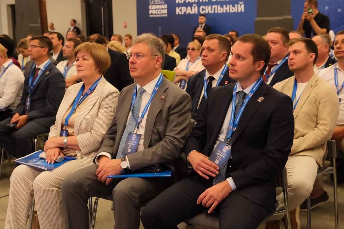 Дмитрий Махонин: Продолжаем подготовку к осенним выборам Дмитрий Махонин: Продолжаем подготовку к осенним выборам