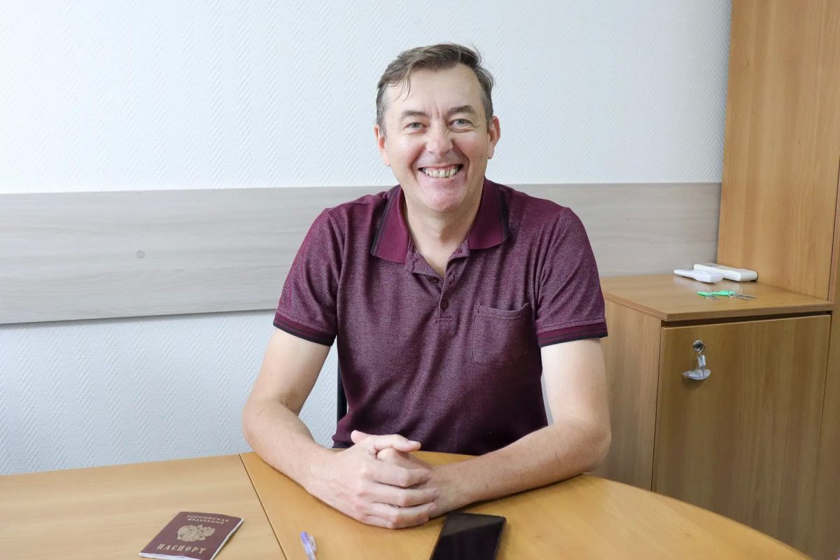 Представители политической партии «Социалистическая политическая партия СПРАВЕДЛИВАЯ РОССИЯ» подали в Избирательную комиссию Пермского края документы на выдвижение в Государственную Думу РФ. Кандидатами стали Армен Бежанян... Представители политической партии «Социалистическая политическая партия СПРАВЕДЛИВАЯ РОССИЯ» подали в Избирательную комиссию Пермского края документы на выдвижение в Государственную Думу РФ. Кандидатами стали Армен Бежанян...