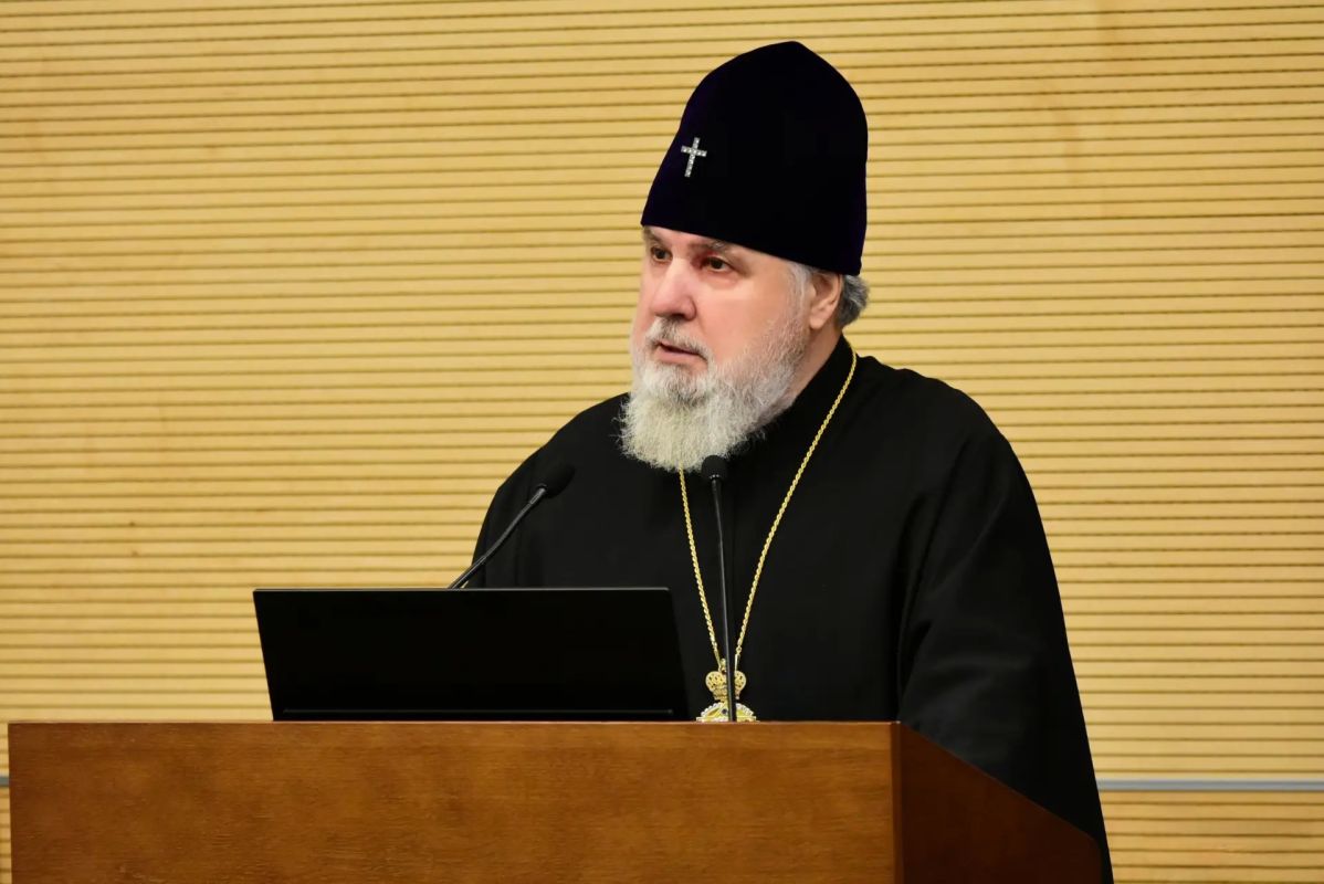 Спикер Валерий Сухих: «Митрополит Мефодий остается примером духовной твердости и человеческого благородства» Спикер Валерий Сухих: «Митрополит Мефодий остается примером духовной твердости и человеческого благородства»