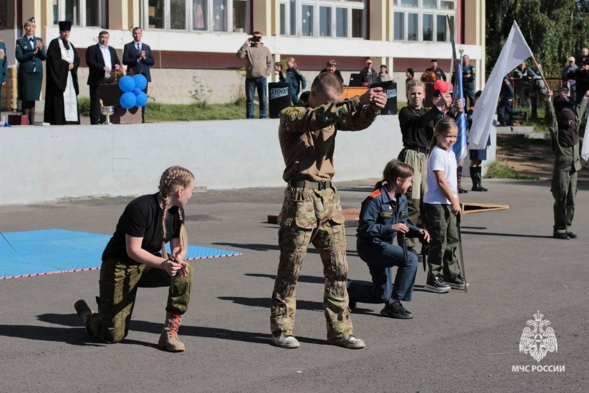 Праздник, объединивший эпохи Праздник, объединивший эпохи