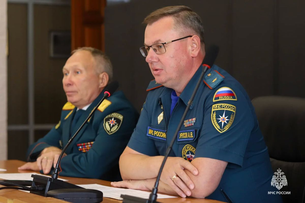 На службу в МЧС Пермского края прибыли офицеры На службу в МЧС Пермского края прибыли офицеры