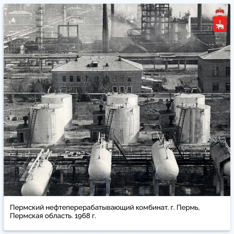 С Днем работников нефтяной, газовой и топливной промышленности! С Днем работников нефтяной, газовой и топливной промышленности!