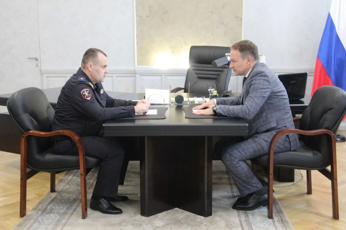 Заместитель руководителя российской Госавтоинспекции Алексей Кузнецов выехал в Архангельскую область на место ДТП с автобусом Заместитель руководителя российской Госавтоинспекции Алексей Кузнецов выехал в Архангельскую область на место ДТП с автобусом
