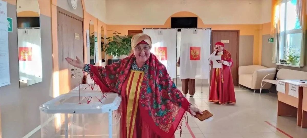В Пермском крае проживает более 120 народов В Пермском крае проживает более 120 народов