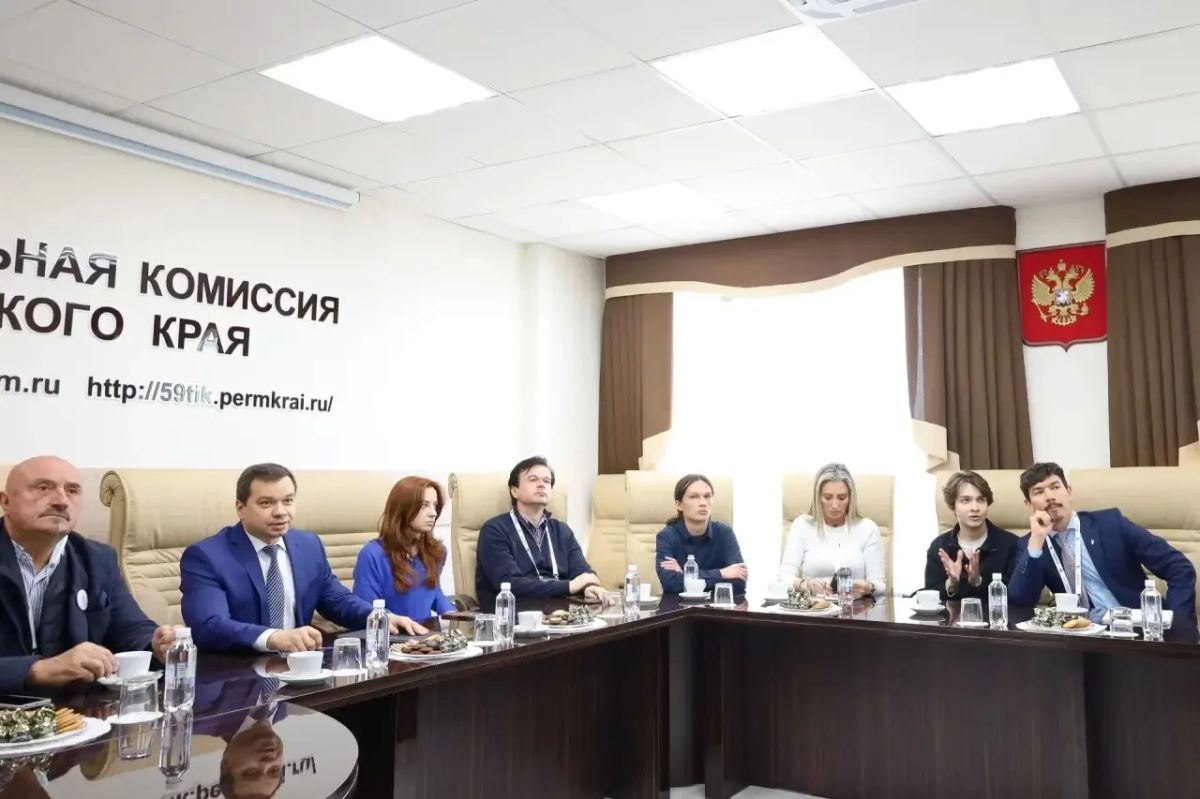 На выборах в этом году присутствуют международные общественные наблюдатели из разных стран На выборах в этом году присутствуют международные общественные наблюдатели из разных стран