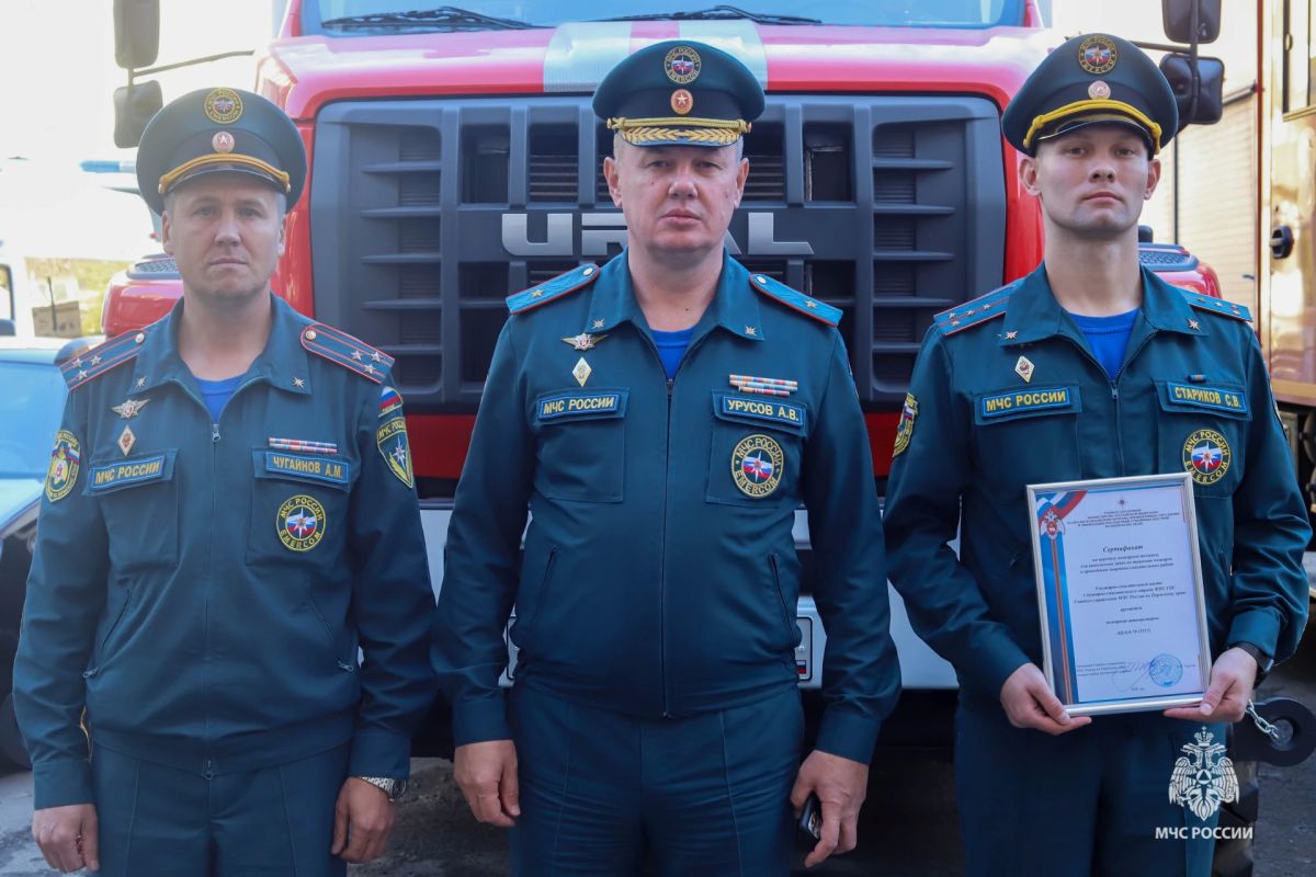 Новые пожарные автомобили поступили на вооружение подразделений МЧС Прикамья Новые пожарные автомобили поступили на вооружение подразделений МЧС Прикамья