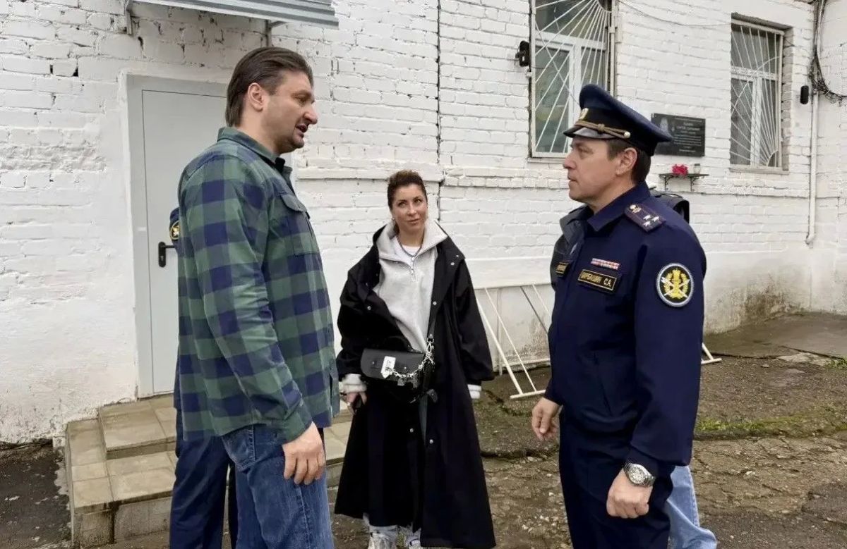 Эдгард Запашный посетил воспитательную колонию в Гамово и встретился с осужденными