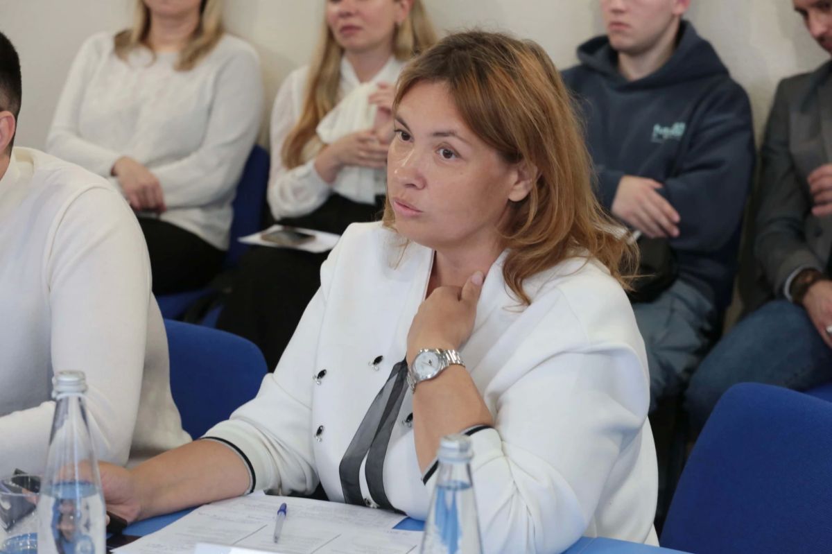 На площадке газеты «Коммерсантъ-Прикамье» состоялся круглый стол по теме «Тренды, вызовы и перспективы онлайн- и офлайн-торговли» На площадке газеты «Коммерсантъ-Прикамье» состоялся круглый стол по теме «Тренды, вызовы и перспективы онлайн- и офлайн-торговли»