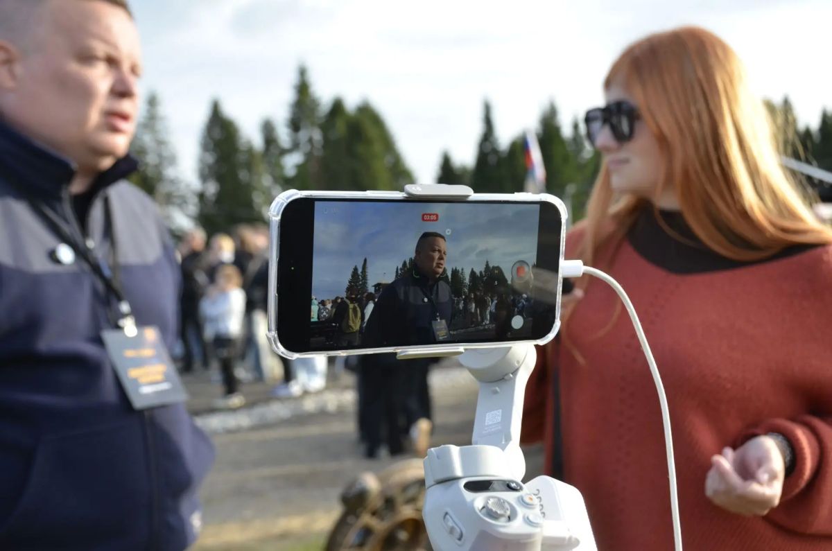 Три месяца, 10 городов и 2500 километров по Пермскому краю — медиа-тур «В фокусе» завершен Три месяца, 10 городов и 2500 километров по Пермскому краю — медиа-тур «В фокусе» завершен