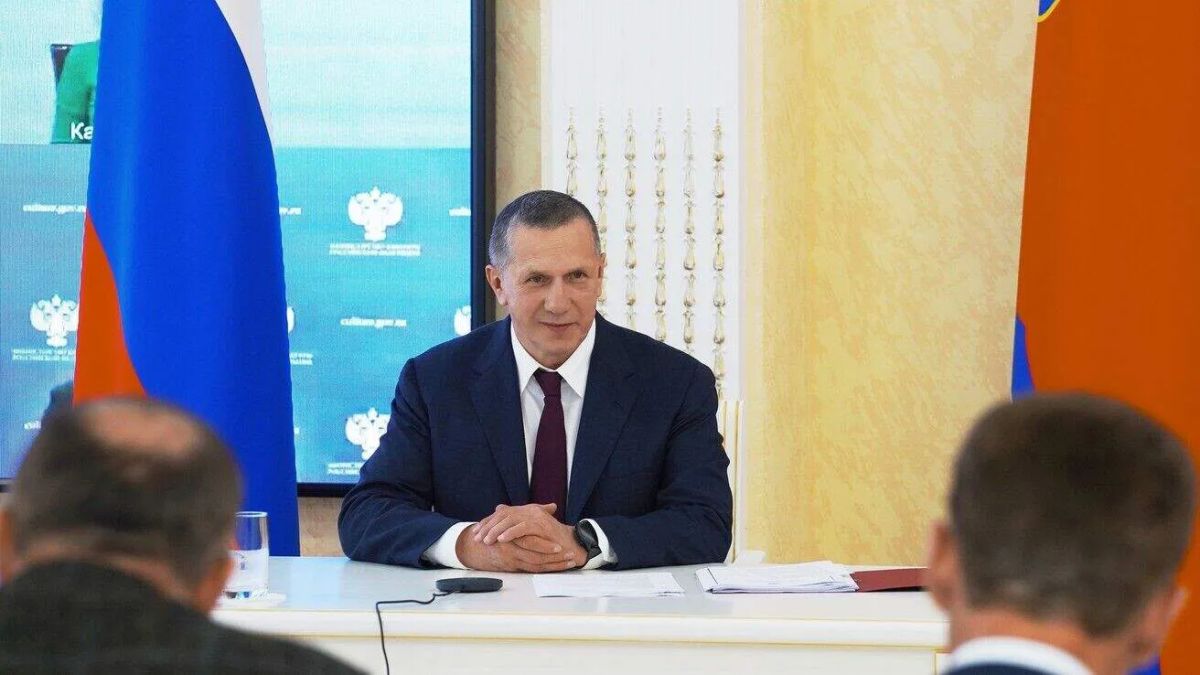 Бывшего губернатора Прикамья на посту полпреда в ДФО предложили заменить Олегом Кожемяко