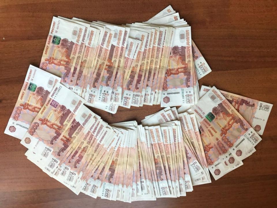 Банк наказан за спам: суд обязал выплатить 115 тысяч рублей за юридические услуги