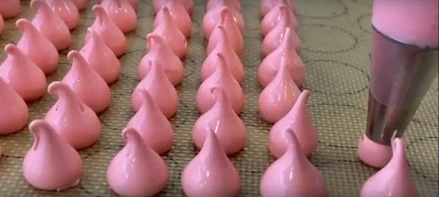 Ягодная меренга: нежный десерт с невероятным вкусом